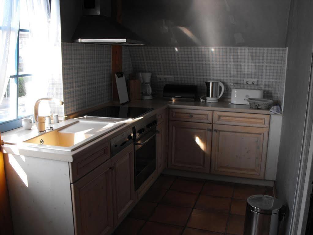 Pension Zum Brauhaus Щралзунд Екстериор снимка